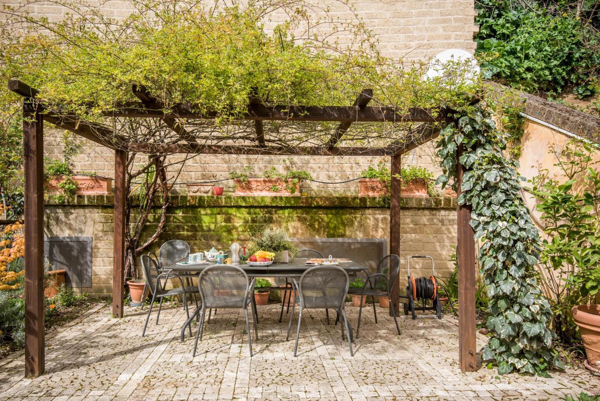 Secret Garden Siena Villa Bagian luar foto